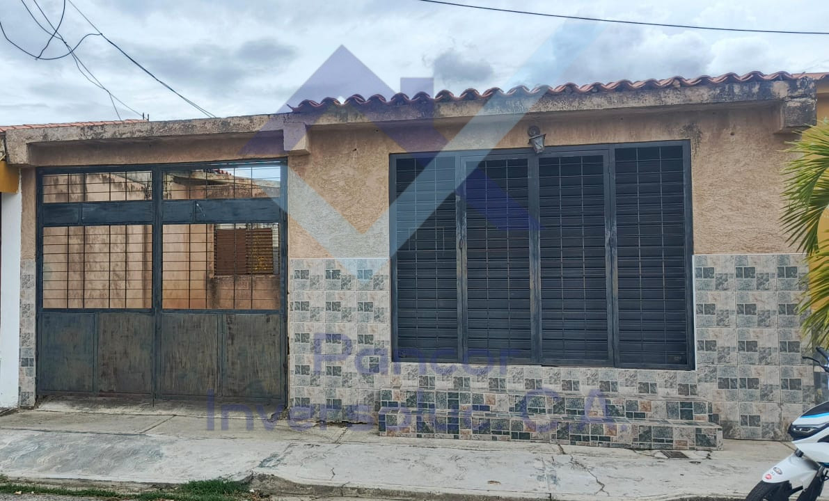 Local en Venta en Guacara - El Saman (1H - 1B - 1PE)