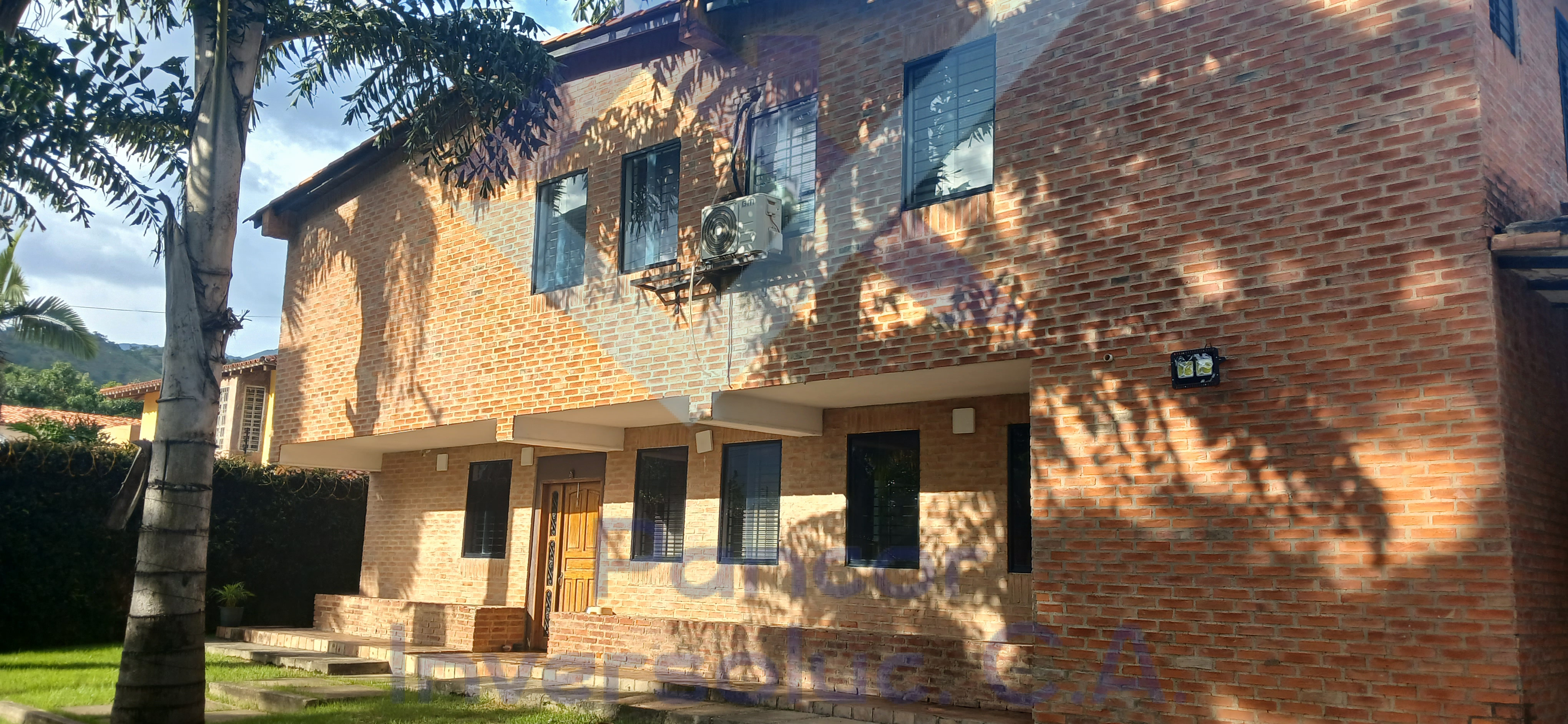 Casa en Venta en San Diego (4H - 4B - 5PE)
