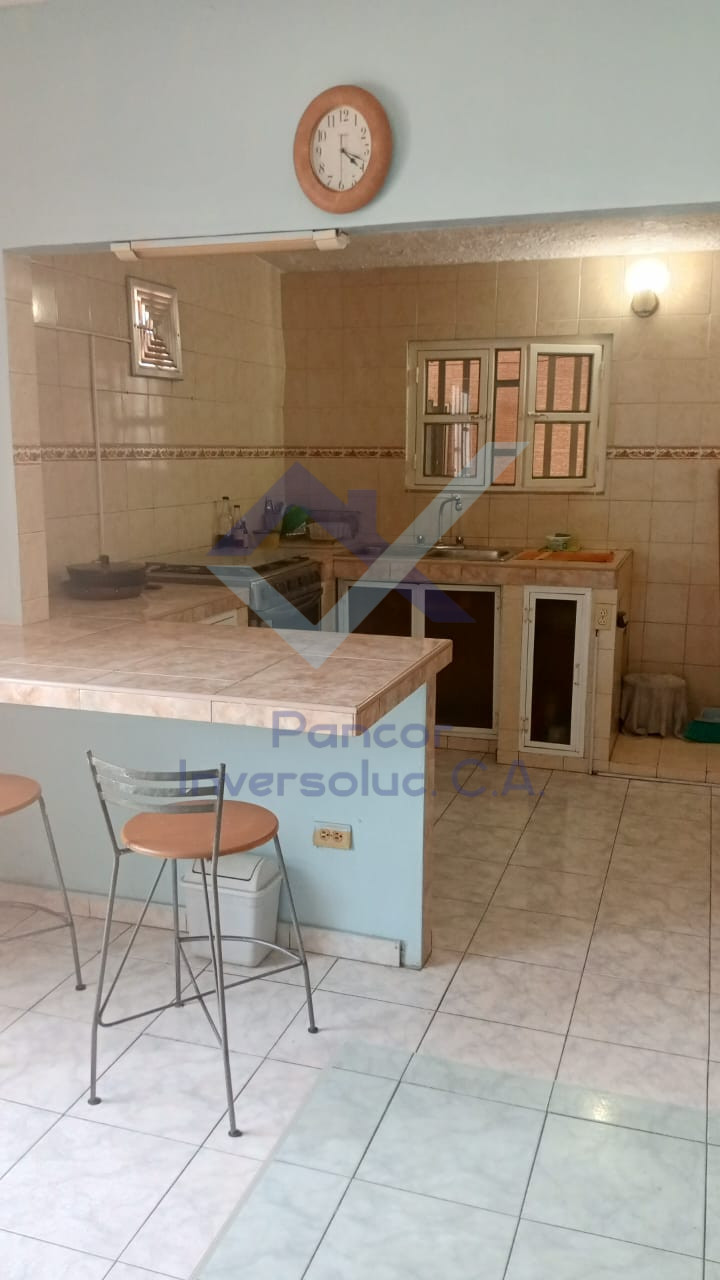 Casa en Venta en Guacara - Los Naranjos (3H - 3B - 4PE)