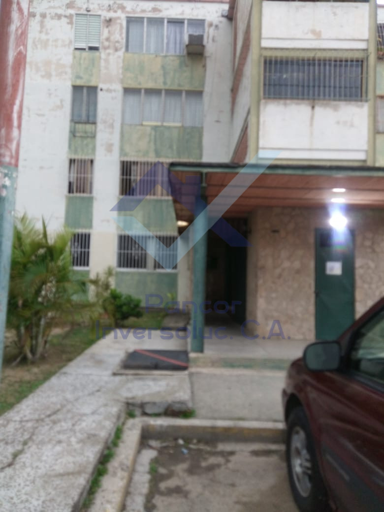 Apartamento en Venta en Guacara - Ciudad Alianza (4H - 3B - 1PE)