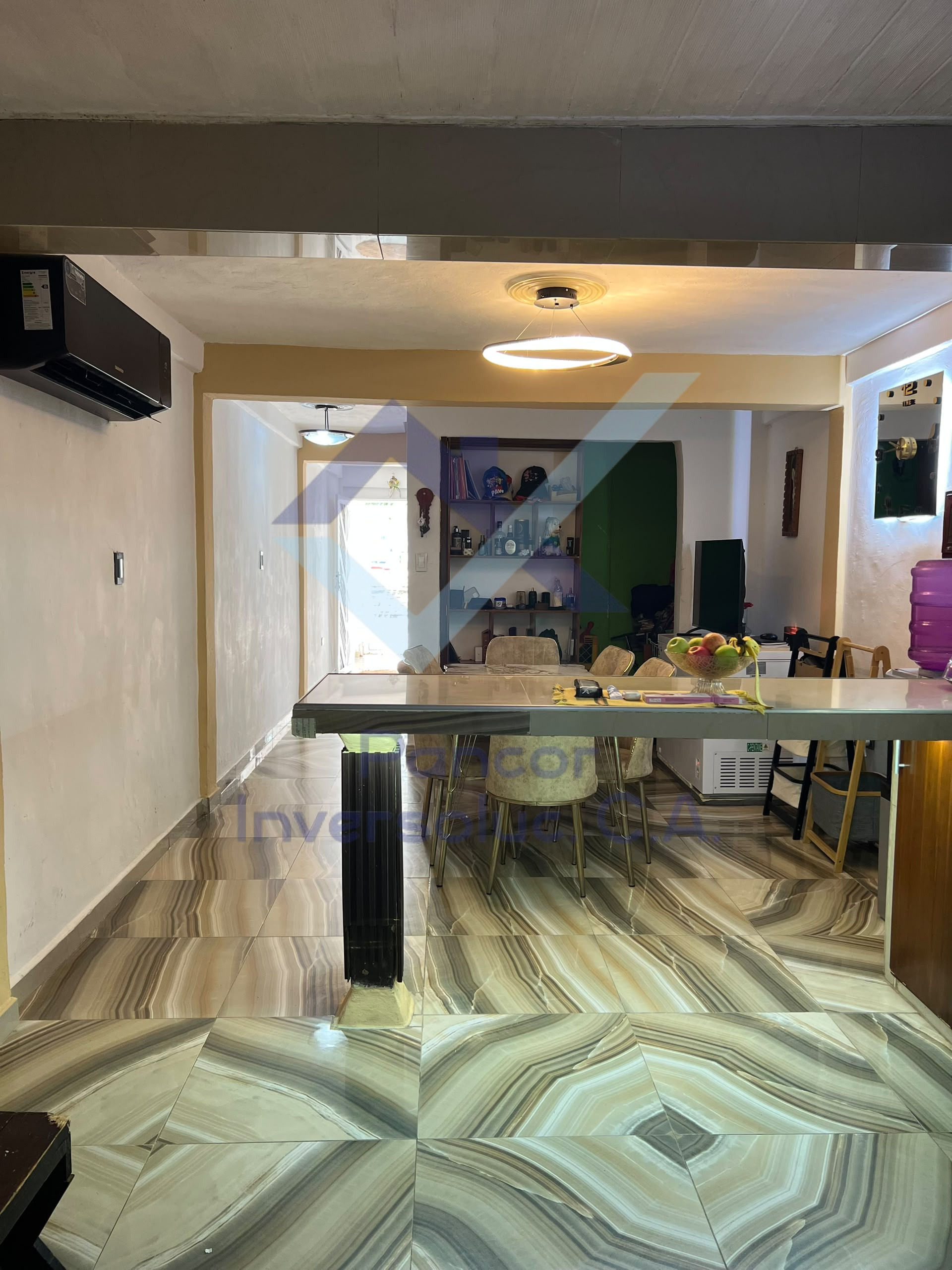 Casa en Venta en Valencia (3H - 2B - PE)