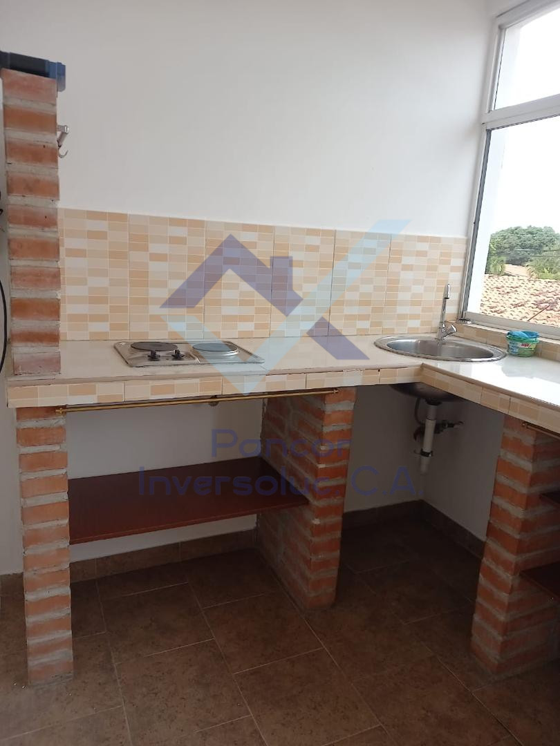 Anexo en Alquiler en Guacara - Ciudad Alianza (1H - 2B - 2PE)