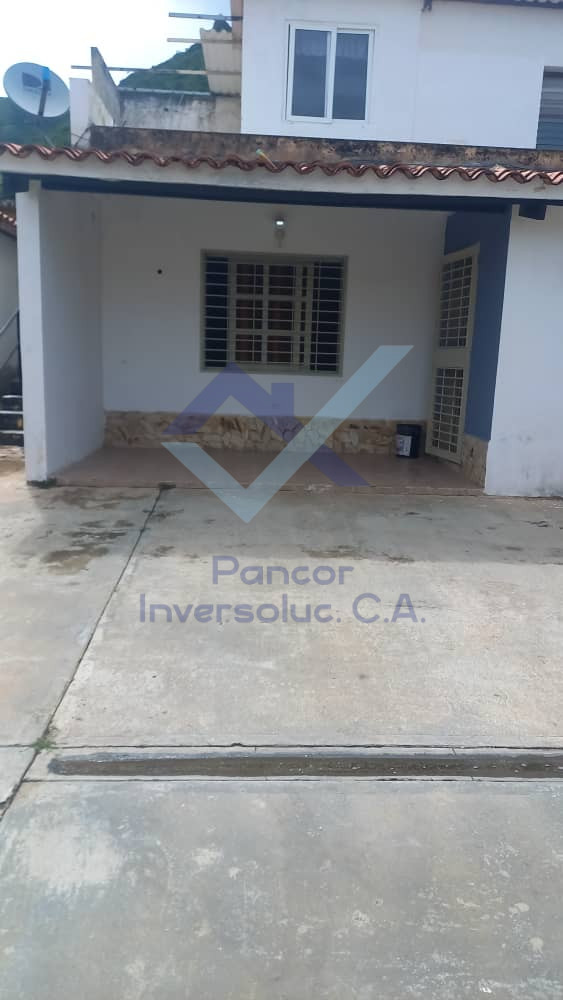 Casa en Alquiler en San Diego (2H - 1B - 1PE)