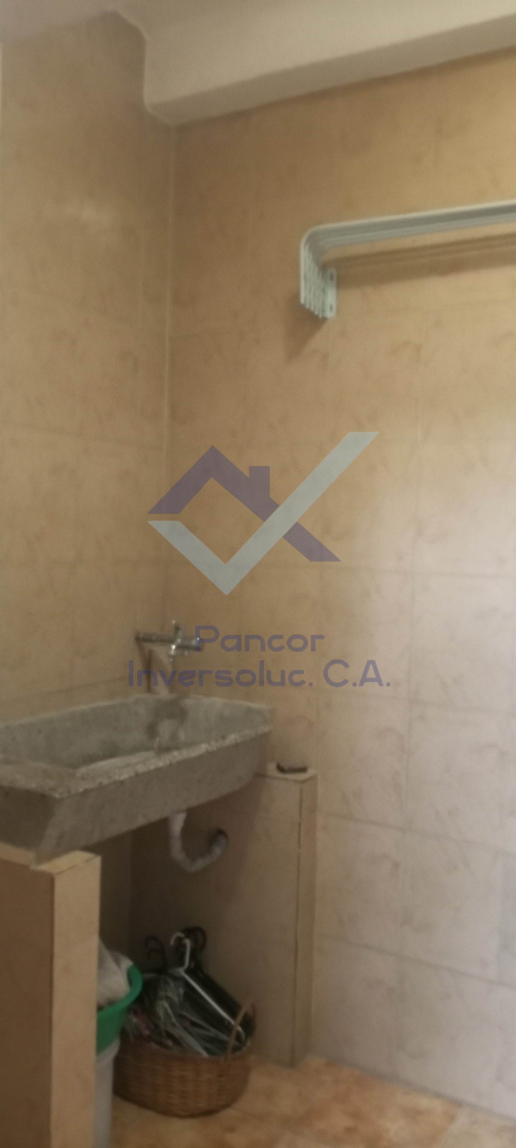 Casa en Venta en San Joaquin (4H - 3B - 2PE)