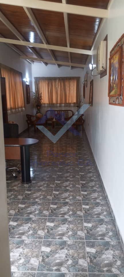 Casa en Venta en San Joaquin (4H - 3B - 2PE)