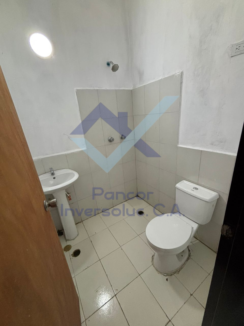 Casa en Venta en San Joaquin (3H - 2B - 2PE)