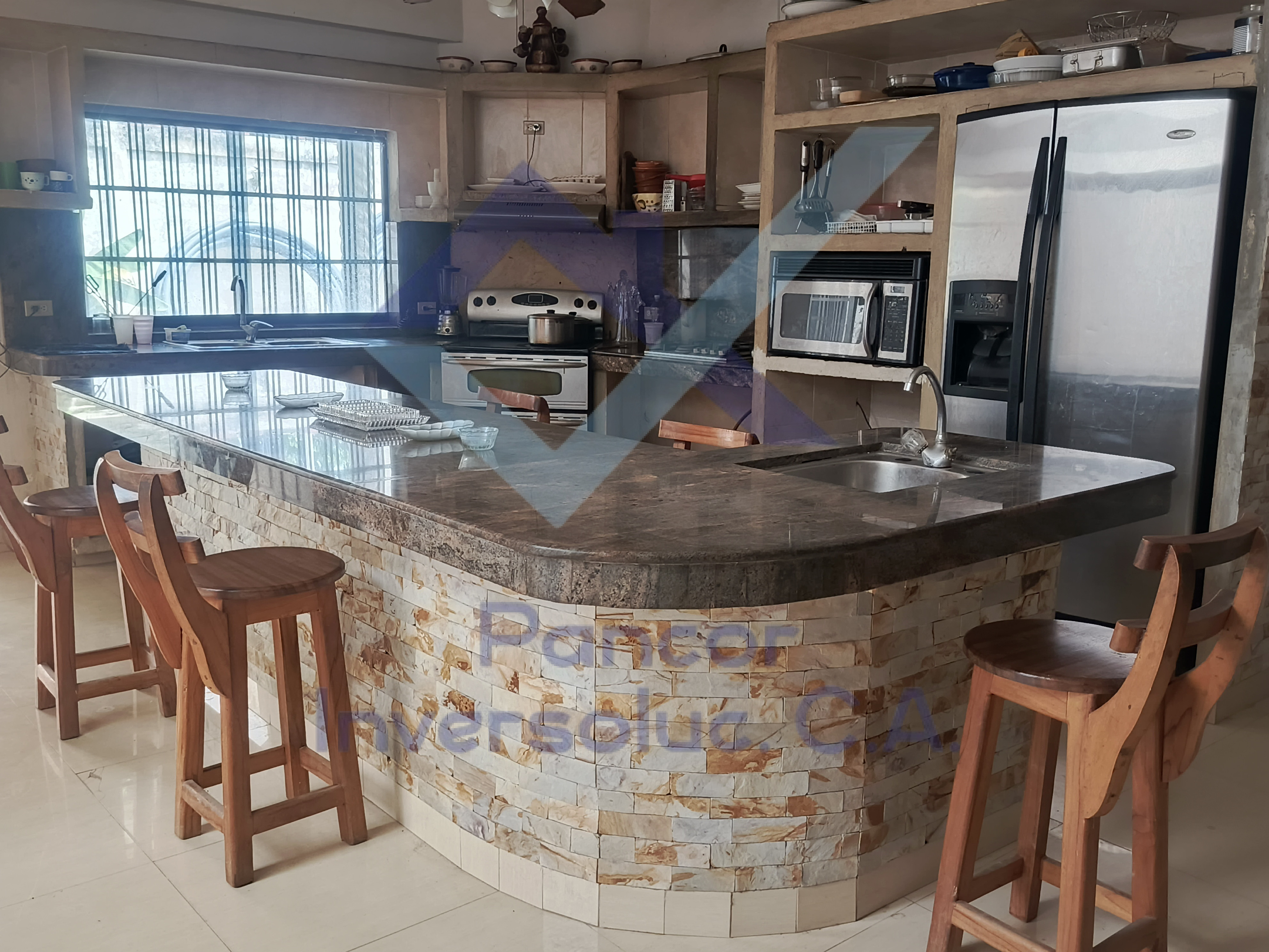 Casa en Venta en San Diego (16H - 15B - PE)