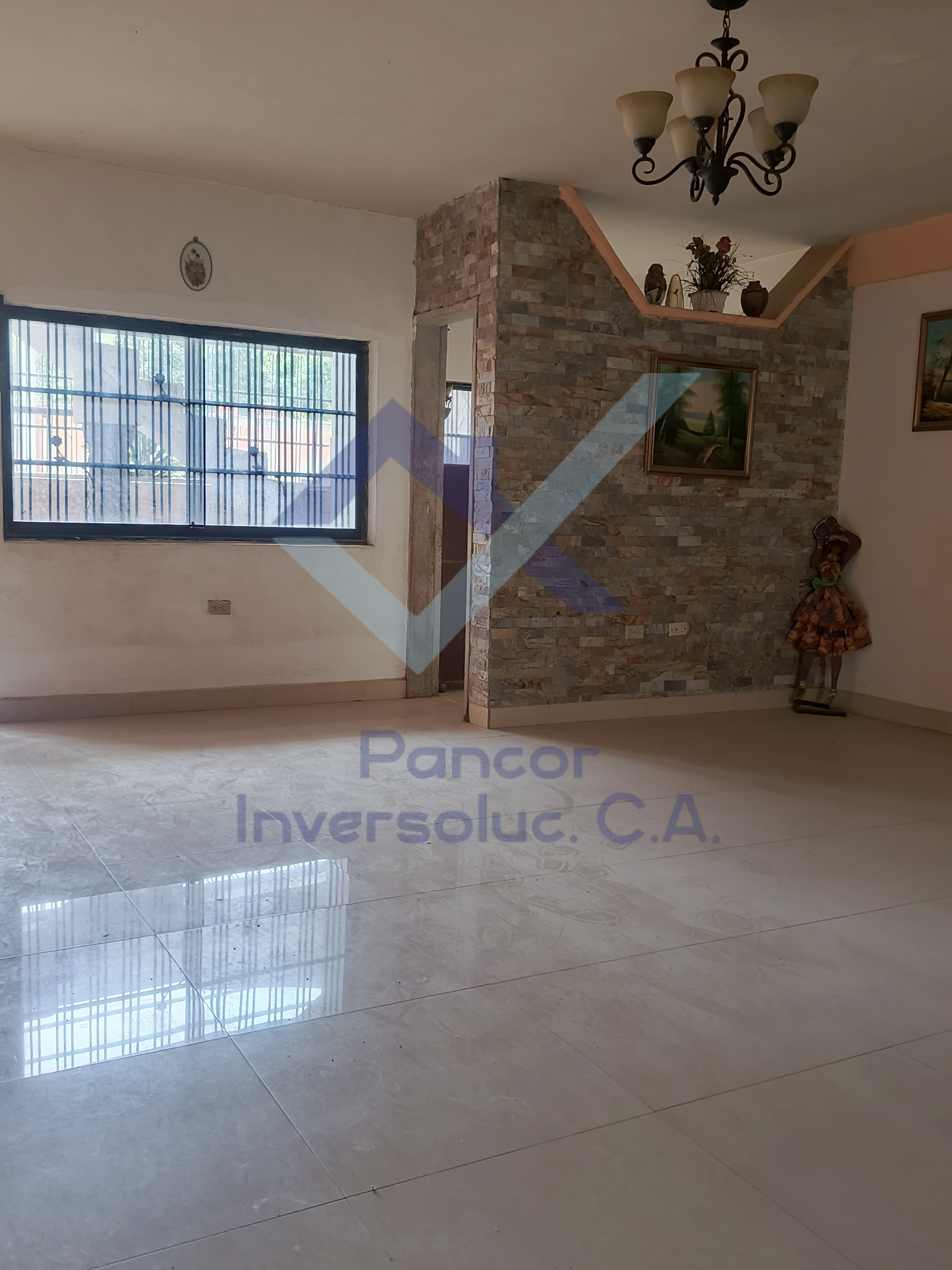 Casa en Venta en San Diego (16H - 15B - PE)
