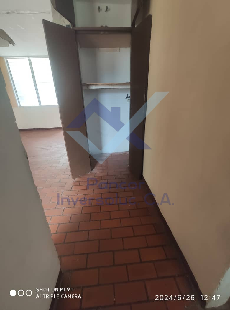 Apartamento en Alquiler en Guacara - Centro (3H - 2B - 1PE)
