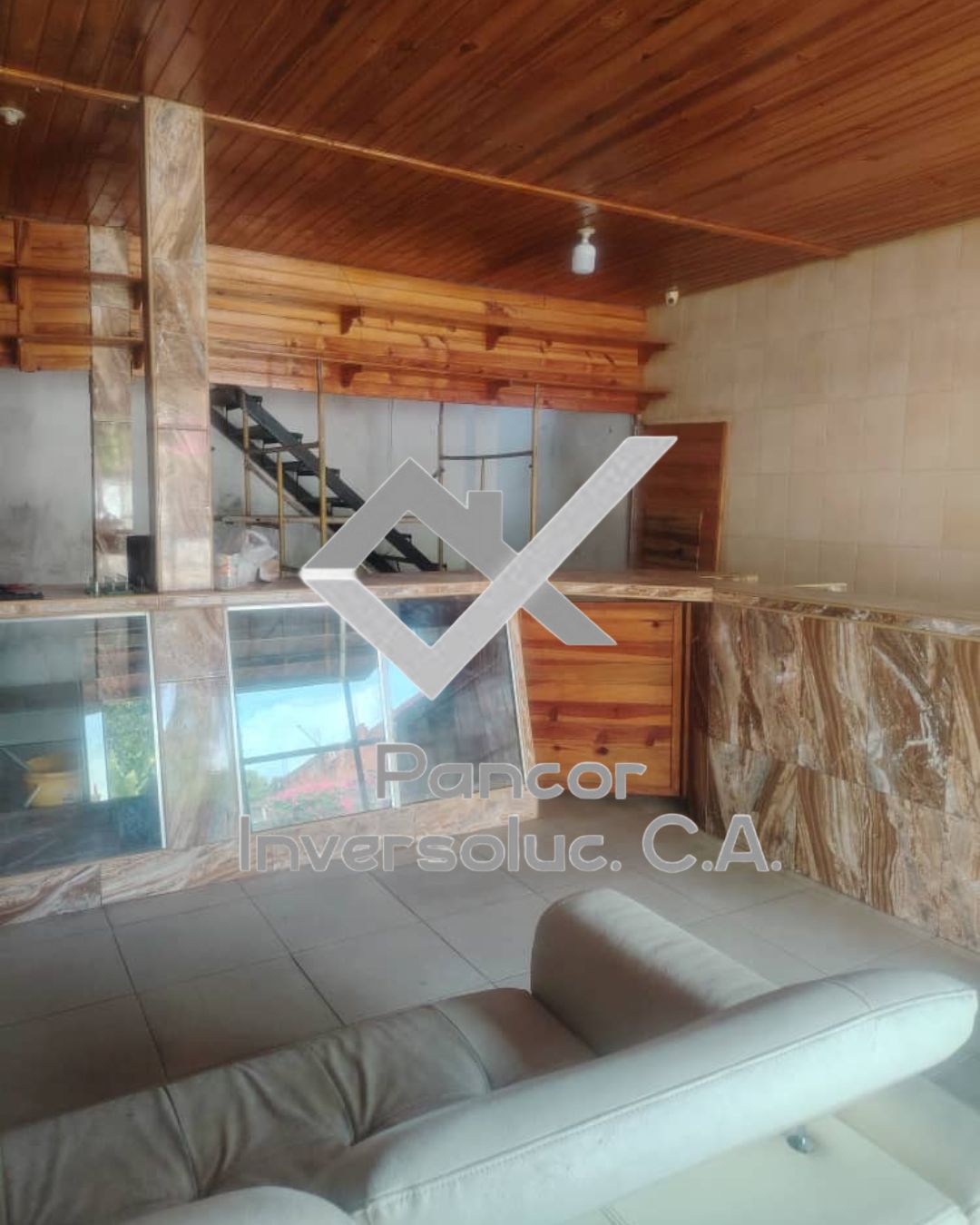 Local en Alquiler en Guacara - Centro (H - 1B - PE)