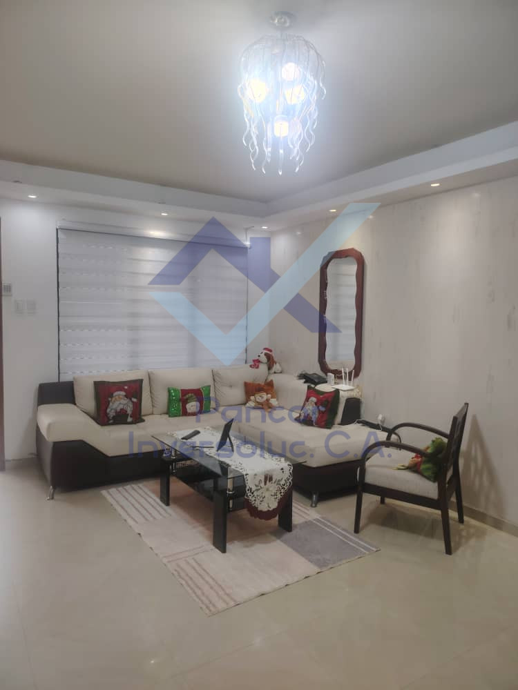 Casa en Venta en Trigal Norte (5H - 4B - 4PE)