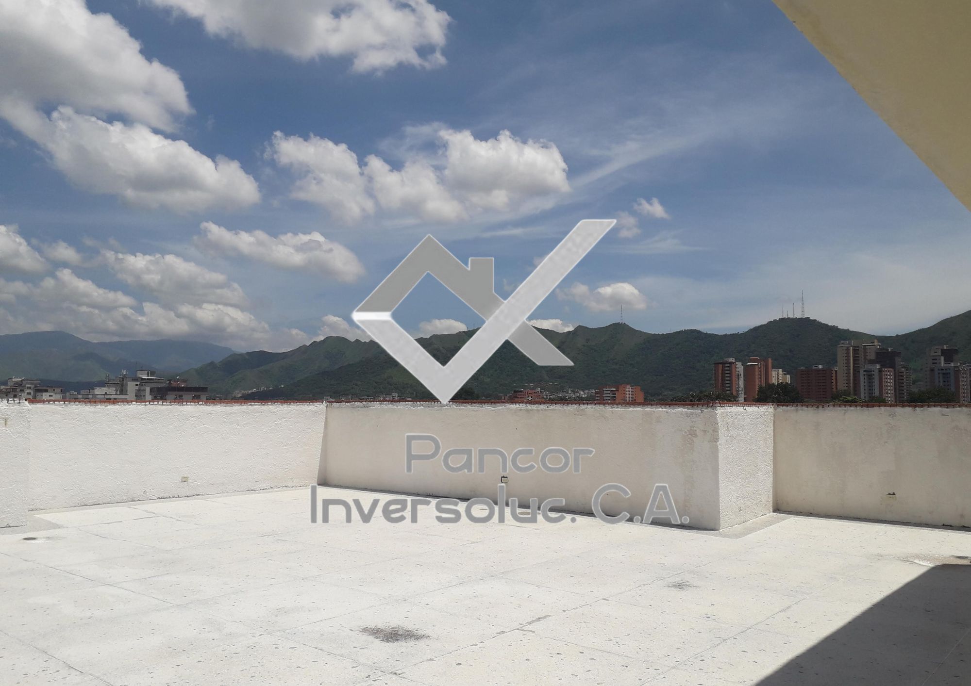 Oficina en Alquiler en Sector Las Acacias (H - 1B - 1PE)