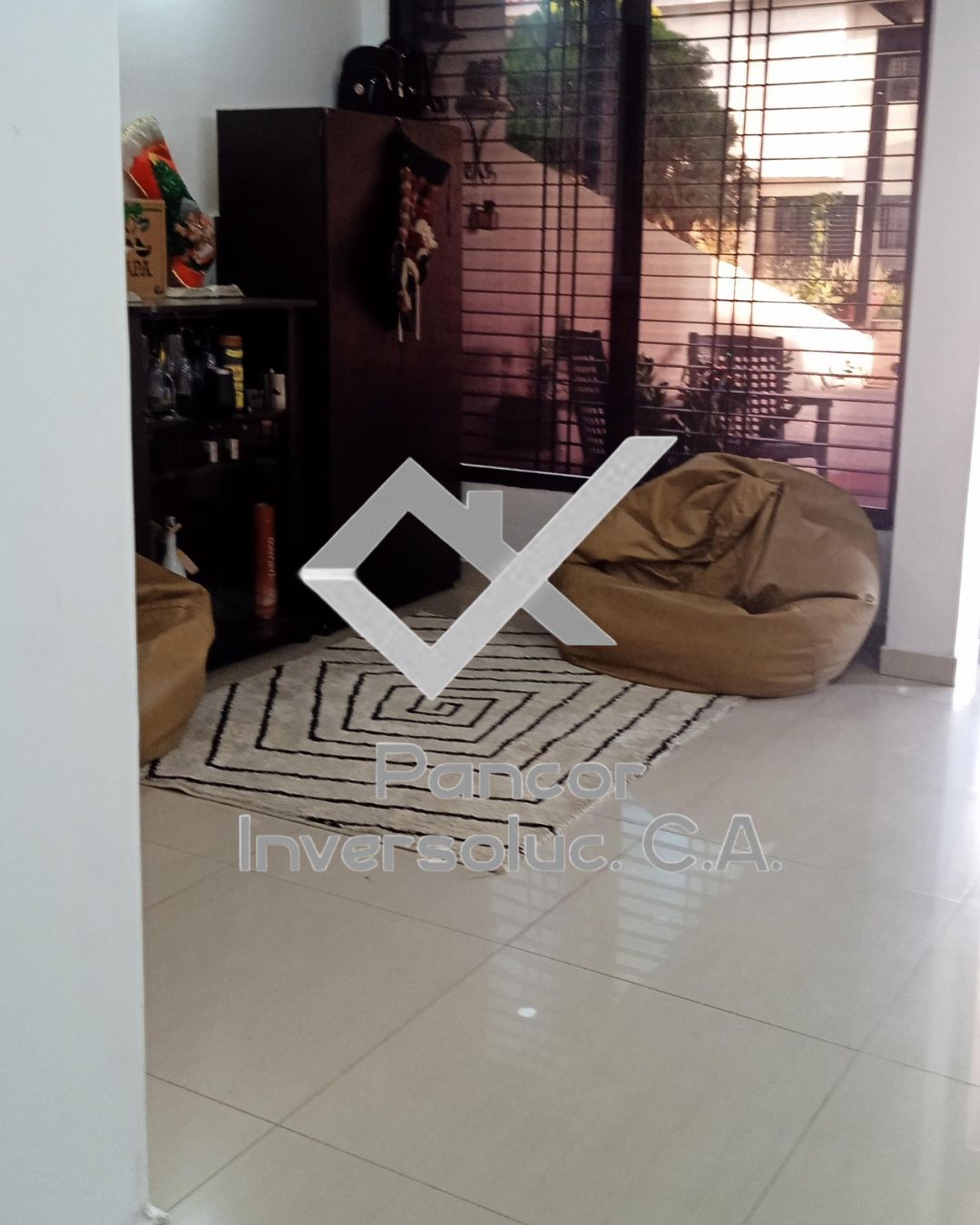 Town House en Venta en Conjunto Resd.aguamarina (3H - 2B - 2PE)