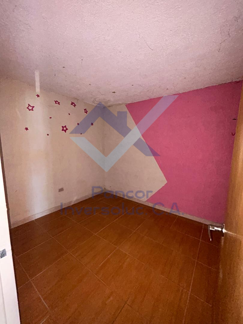 Casa en Venta en San Joaquin (3H - 1B - 1PE)