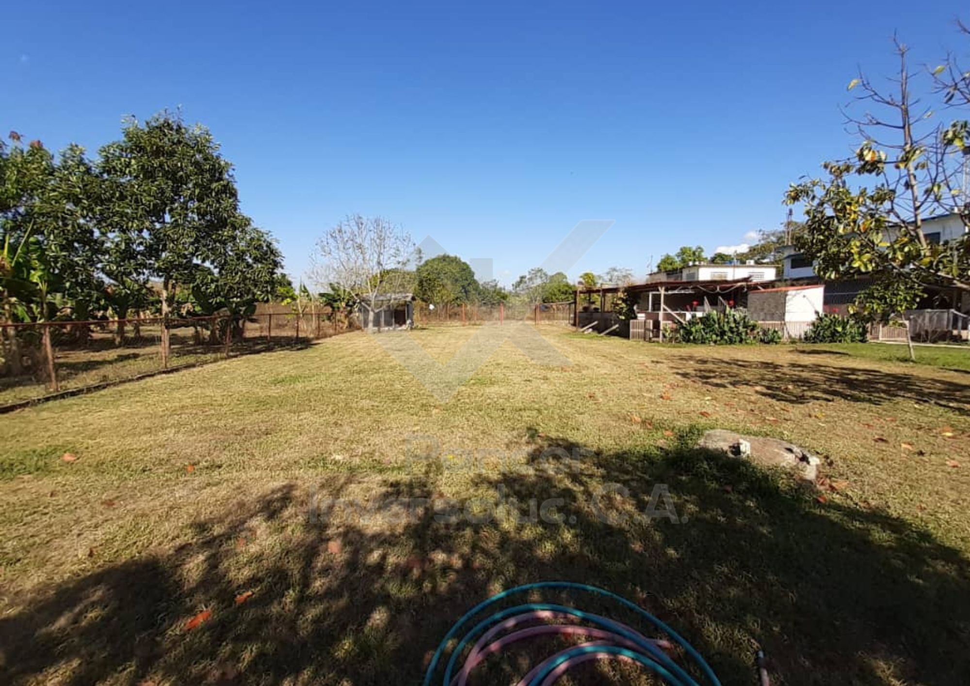 Casa en Venta en Fundo La Esperanza  (5H - 3B - 5PE)