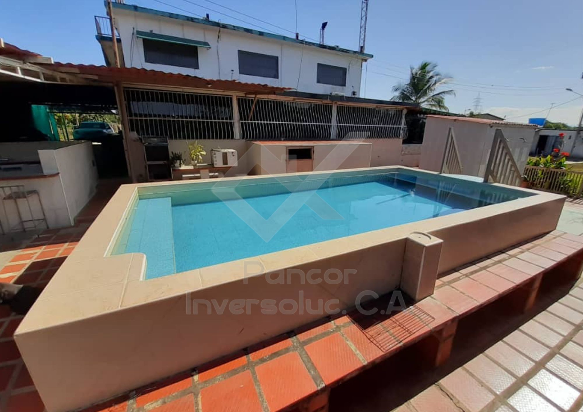 Casa en Venta en Fundo La Esperanza  (5H - 3B - 5PE)
