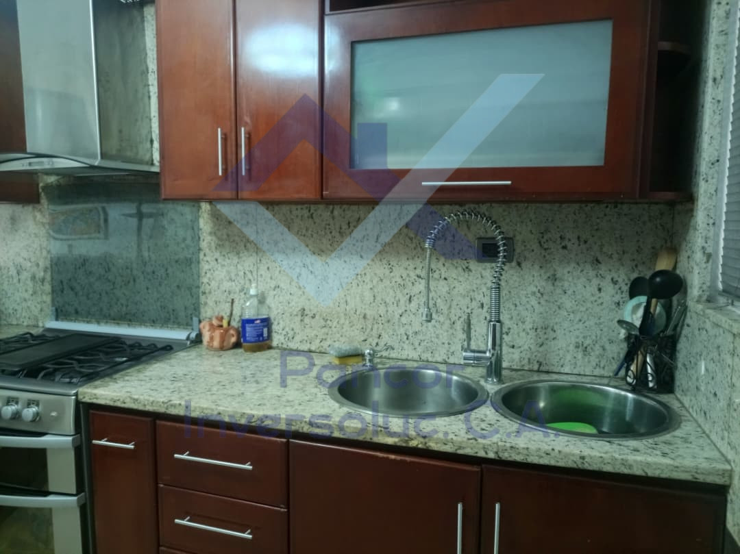 Apartamento en Alquiler en Conjunto Residencial Las Trinitarias (3H - 3B - 2PE)