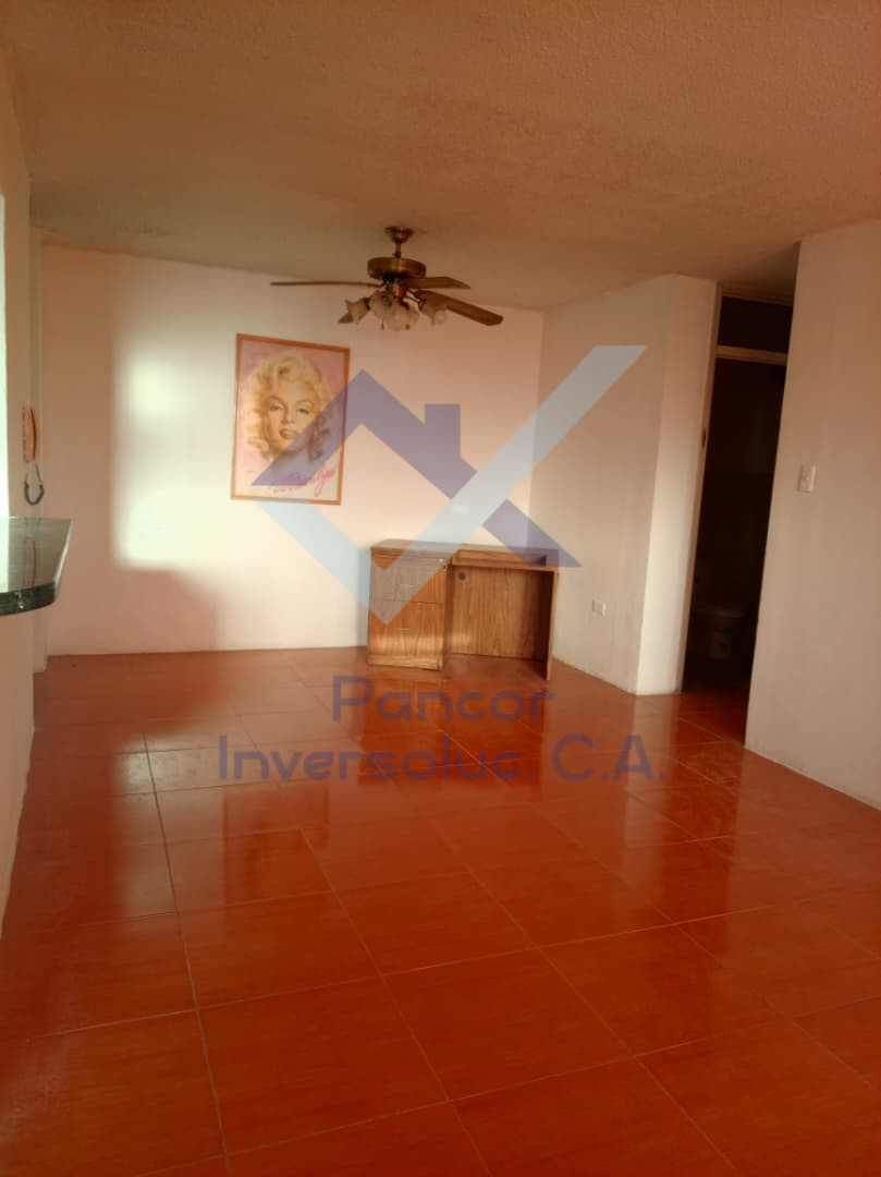 Apartamento en Venta en San Joaquin La Pradera (3H - 2B - 1PE)