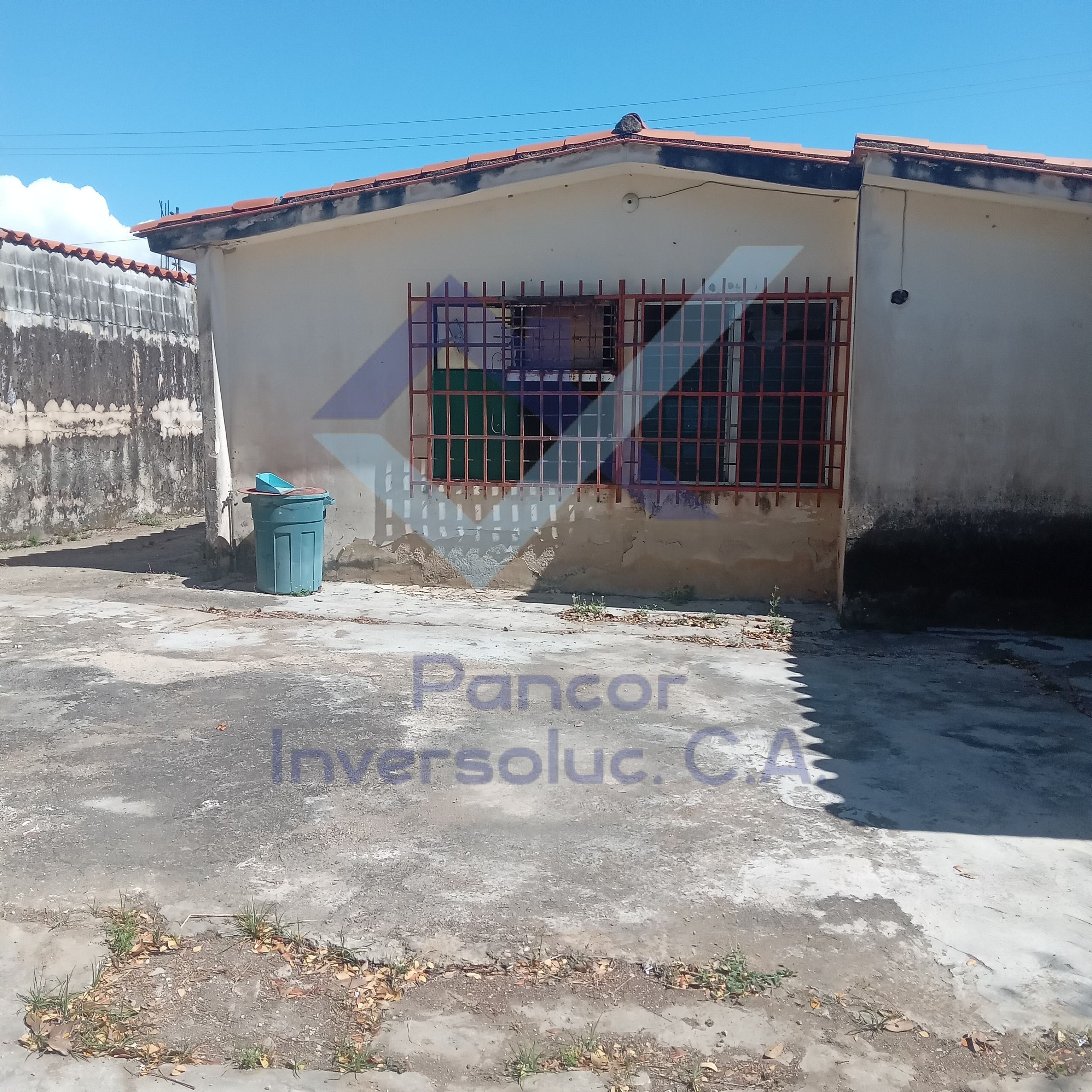 Casa en Venta en Urbanizacion El Refugio (4H - 3B - 3PE)