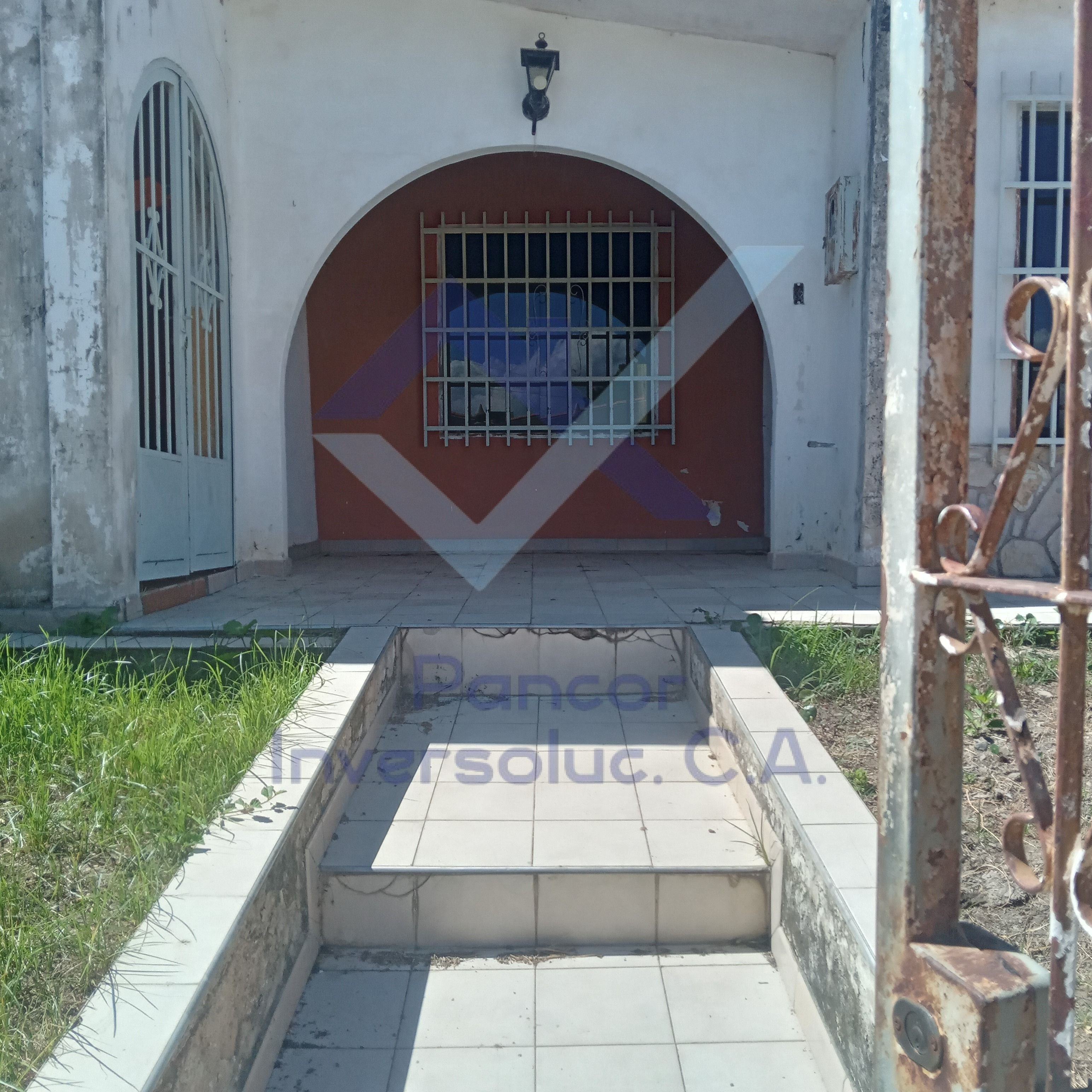 Casa en Venta en Urbanizacion El Refugio (4H - 3B - 3PE)