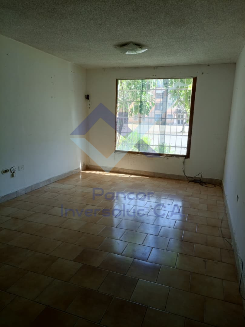 Apartamento en Venta en San Joaquin La Pradera (3H - 2B - 1PE)