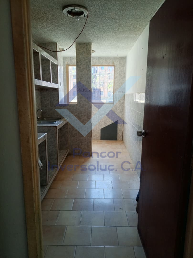 Apartamento en Venta en San Joaquin La Pradera (3H - 2B - 1PE)