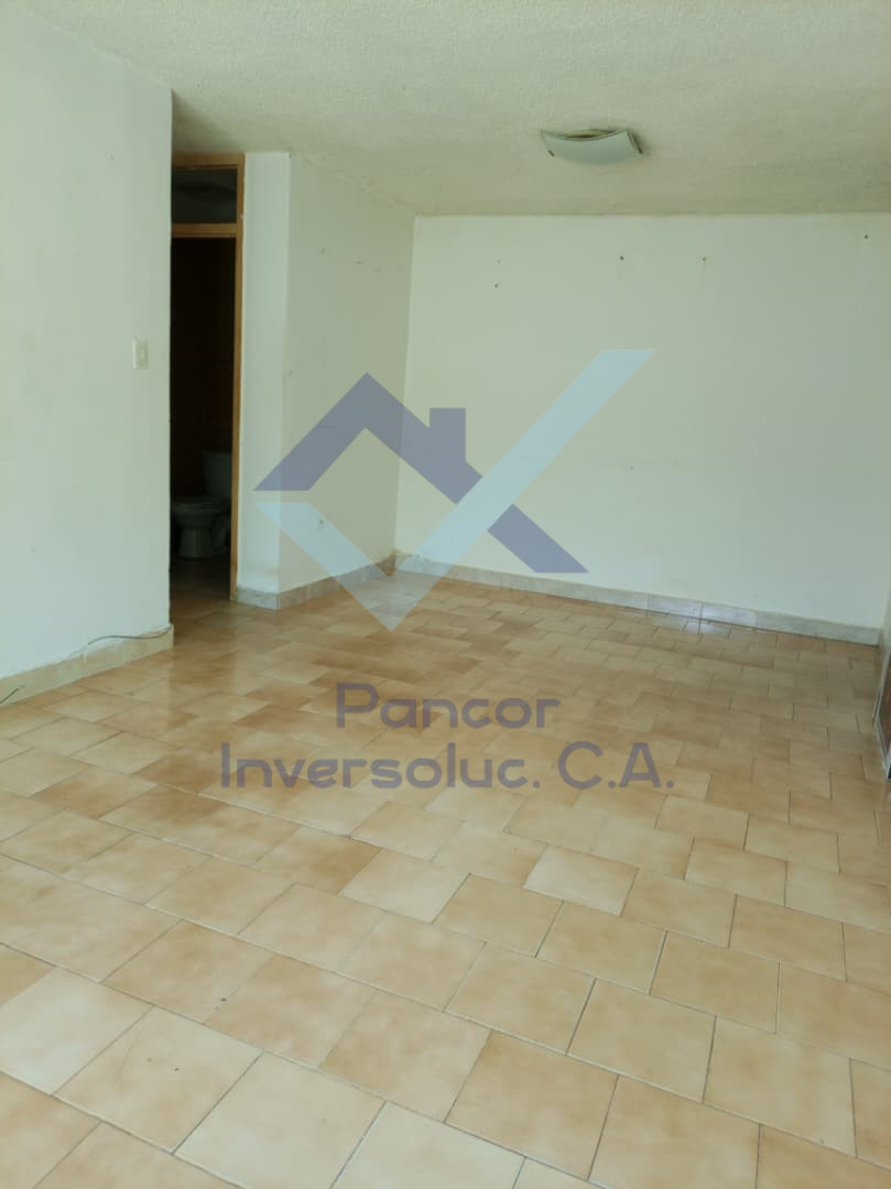 Apartamento en Venta en San Joaquin La Pradera (3H - 2B - 1PE)
