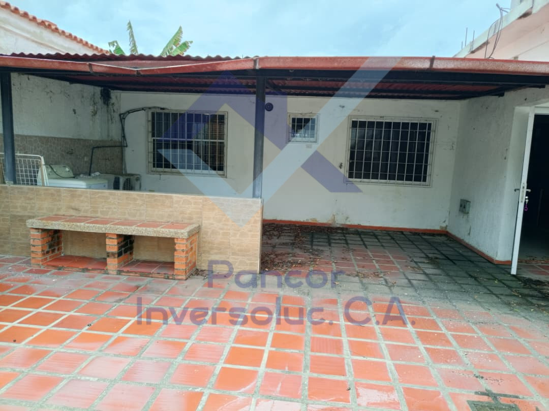 Casa en Venta en Tierra Del Sol La Pradera (2H - 1B - 2PE)