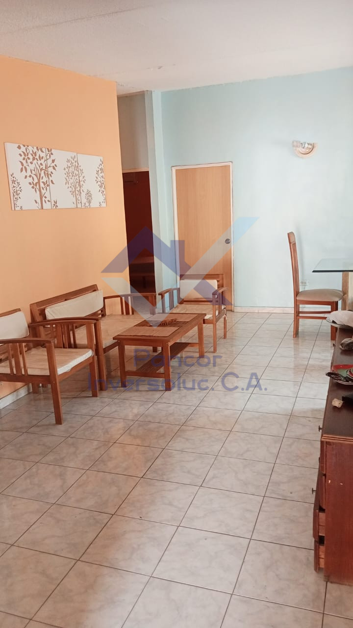 Casa en Venta en Guacara - Los Naranjos (3H - 3B - 4PE)