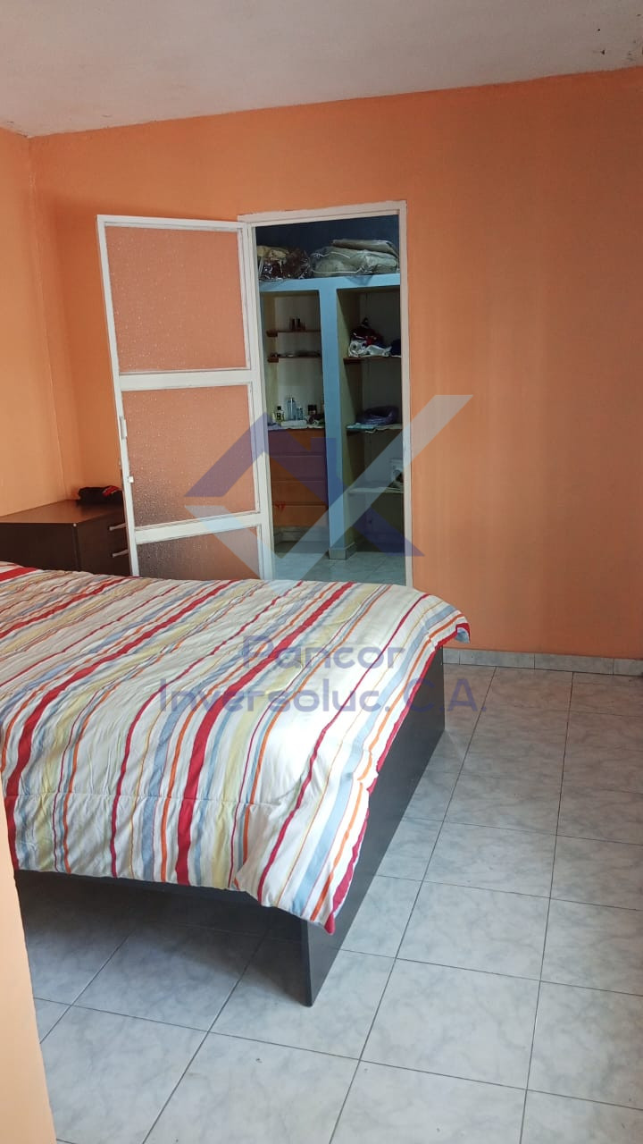 Casa en Venta en Guacara - Los Naranjos (3H - 3B - 4PE)