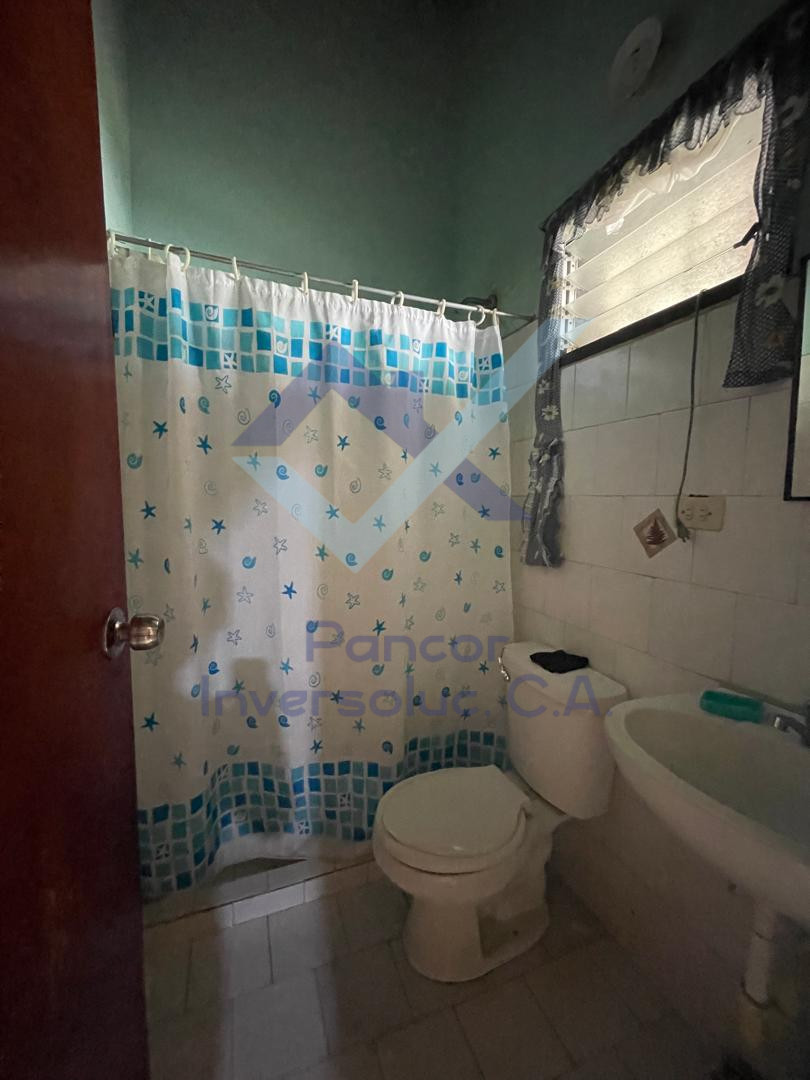 Casa en Venta en Guacara - Tesoro Del Indio (4H - 3B - 1PE)