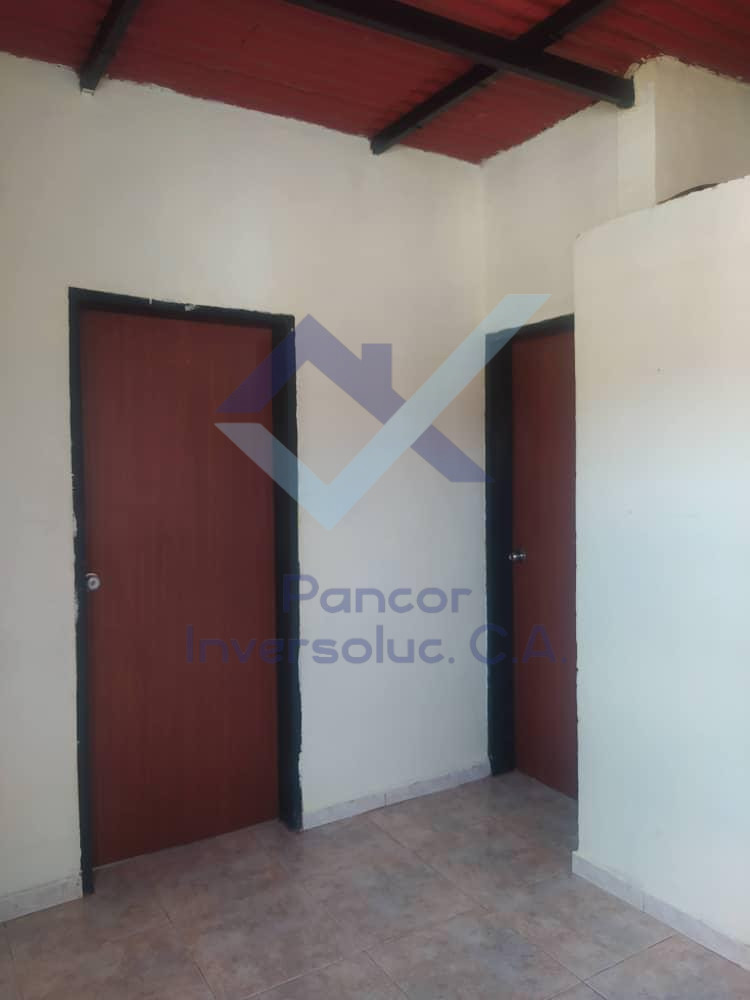 Casa en Venta en Guacara - Tesoro Del Indio (4H - 3B - 1PE)