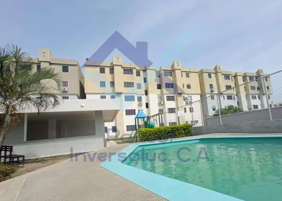 Apartamento en Venta en Paraparal (3H - 2B - 1PE)