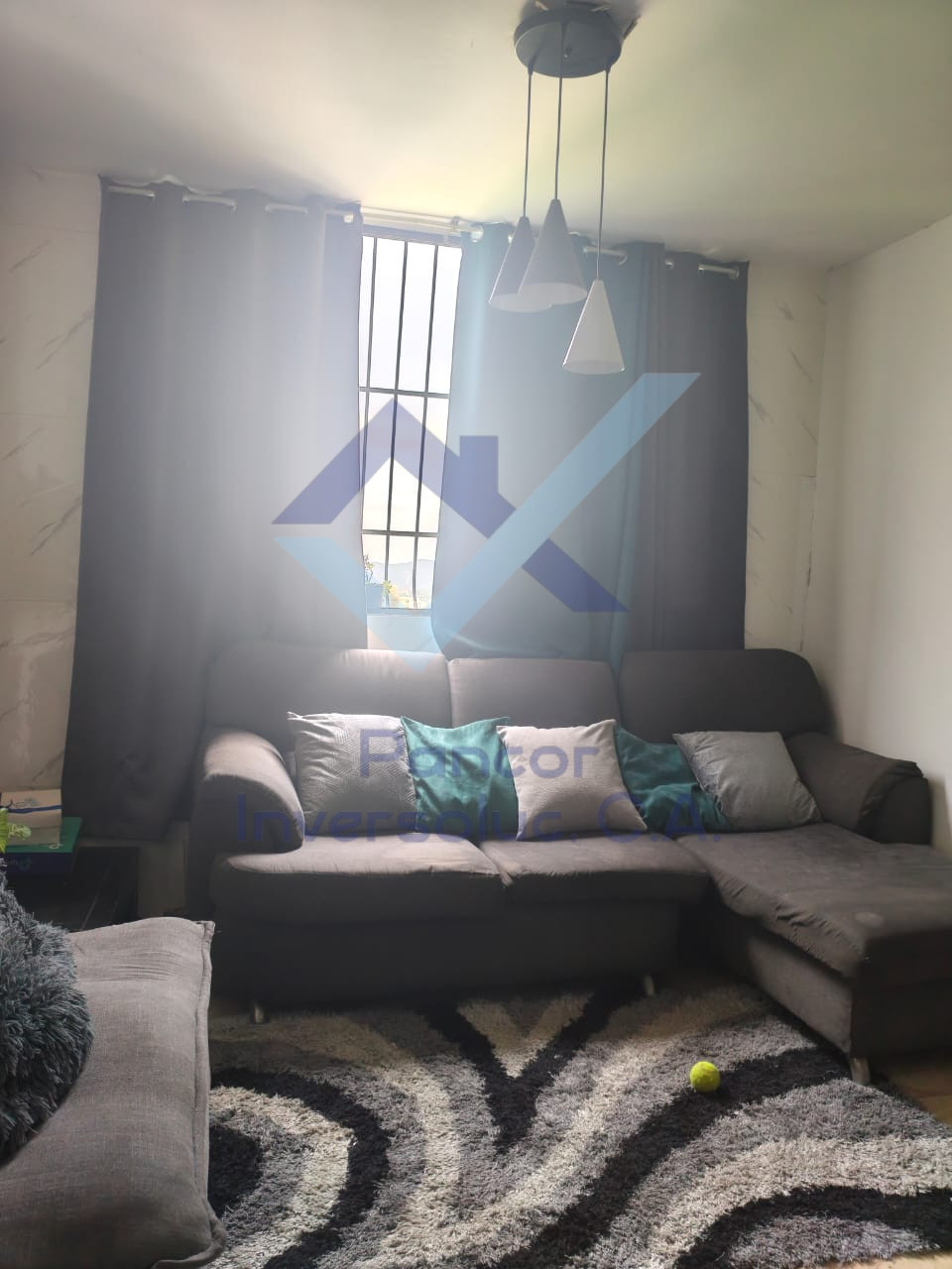 Apartamento en Alquiler en Residencias Los Caracaros (2H - 2B - 1PE)