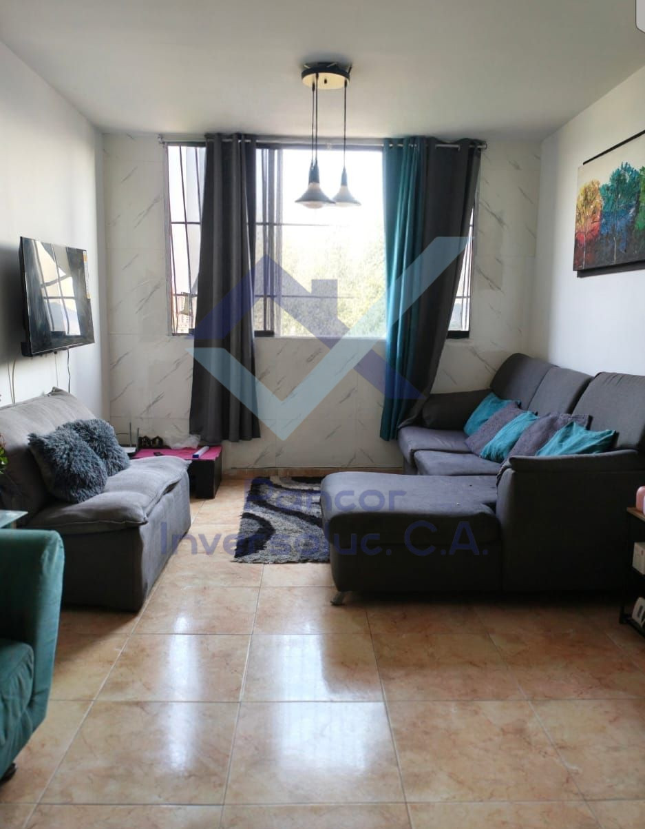 Apartamento en Alquiler en Residencias Los Caracaros (2H - 2B - 1PE)
