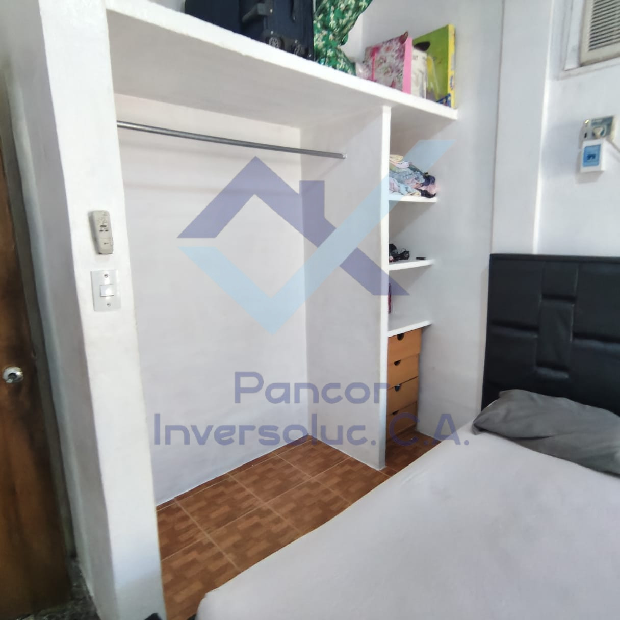 Casa en Venta en Guacara (2H - 1B - 2PE)