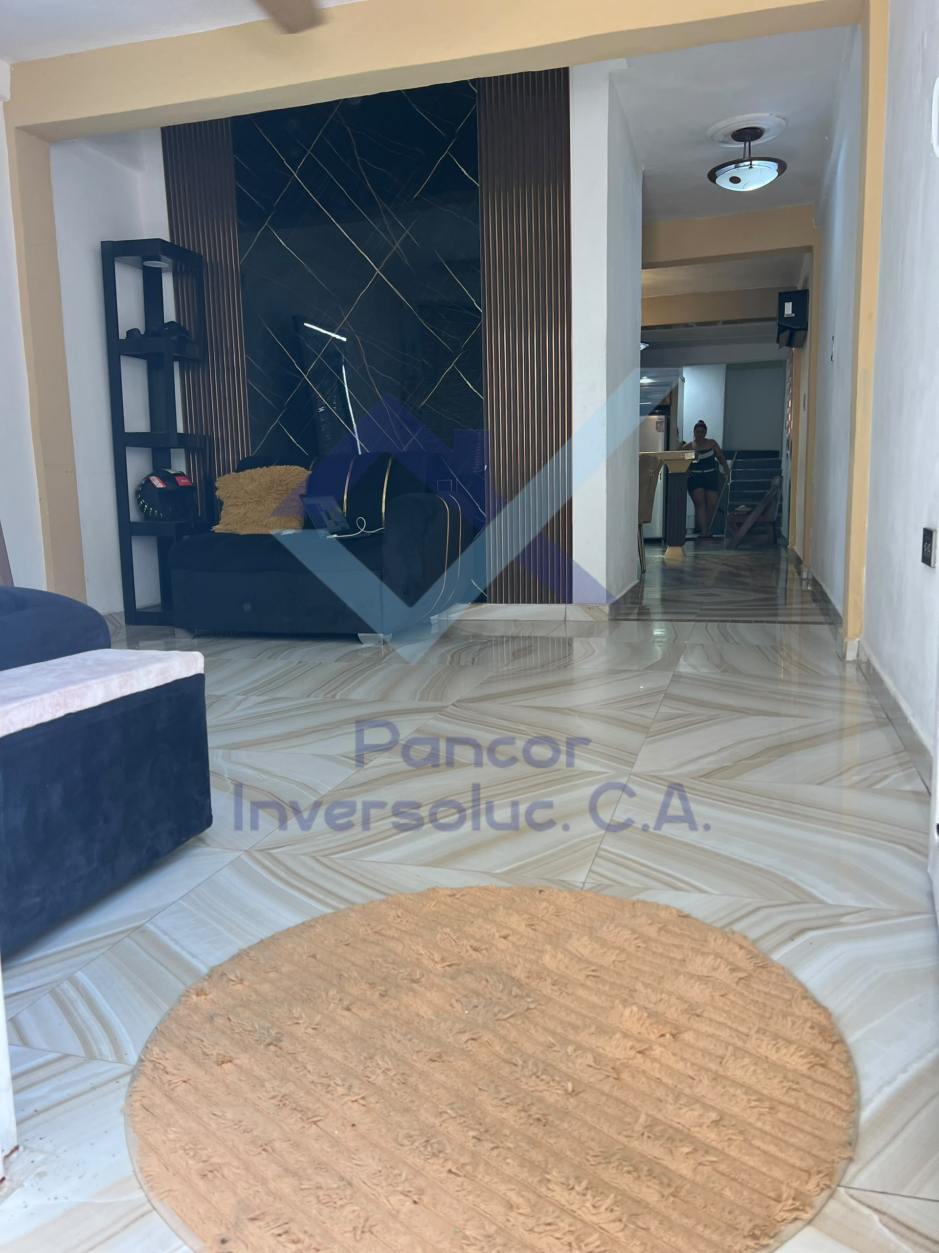 Casa en Venta en Valencia (3H - 2B - PE)