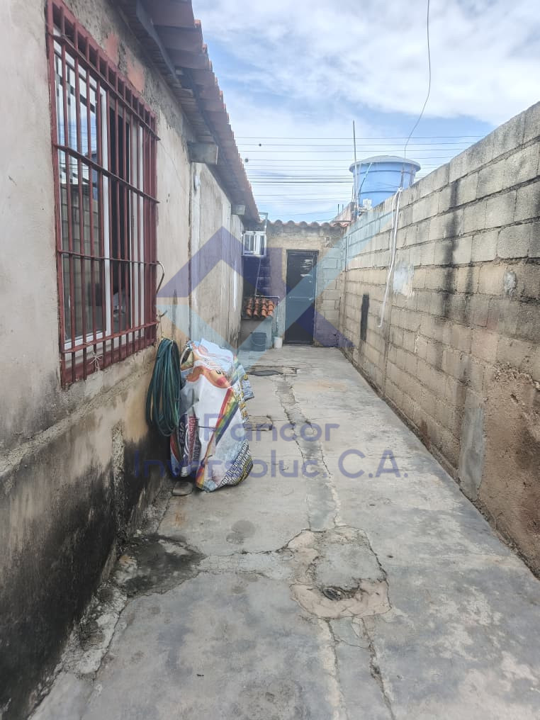 Casa en Venta en Guacara - El Saman (3H - 2B - 2PE)