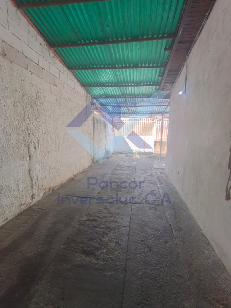 Casa en Venta en Guacara (3H - 2B - 3PE)
