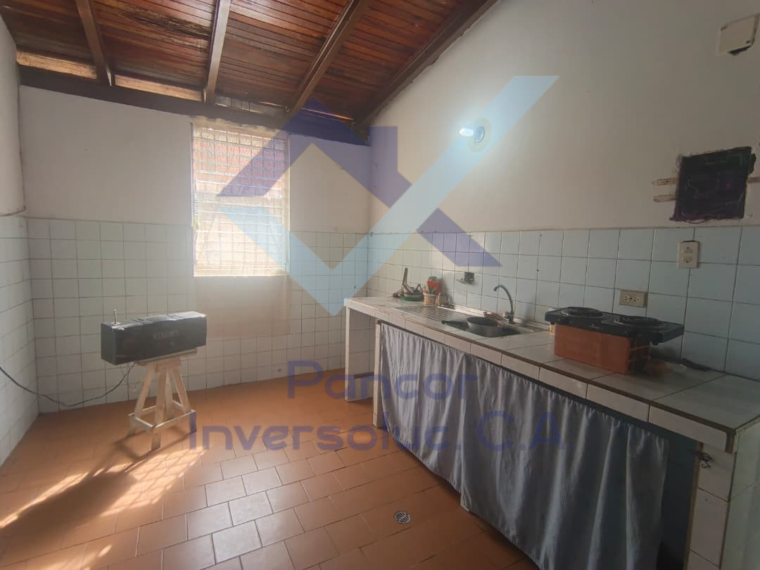Casa en Venta en Guacara (3H - 2B - 3PE)