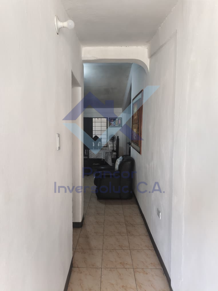 Casa en Venta en Guacara - Tesoro Del Indio (6H - 4B - 2PE)