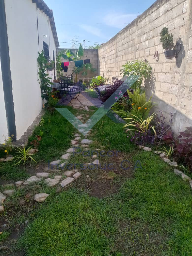 Casa en Venta en San Joaquin (2H - 2B - 2PE)
