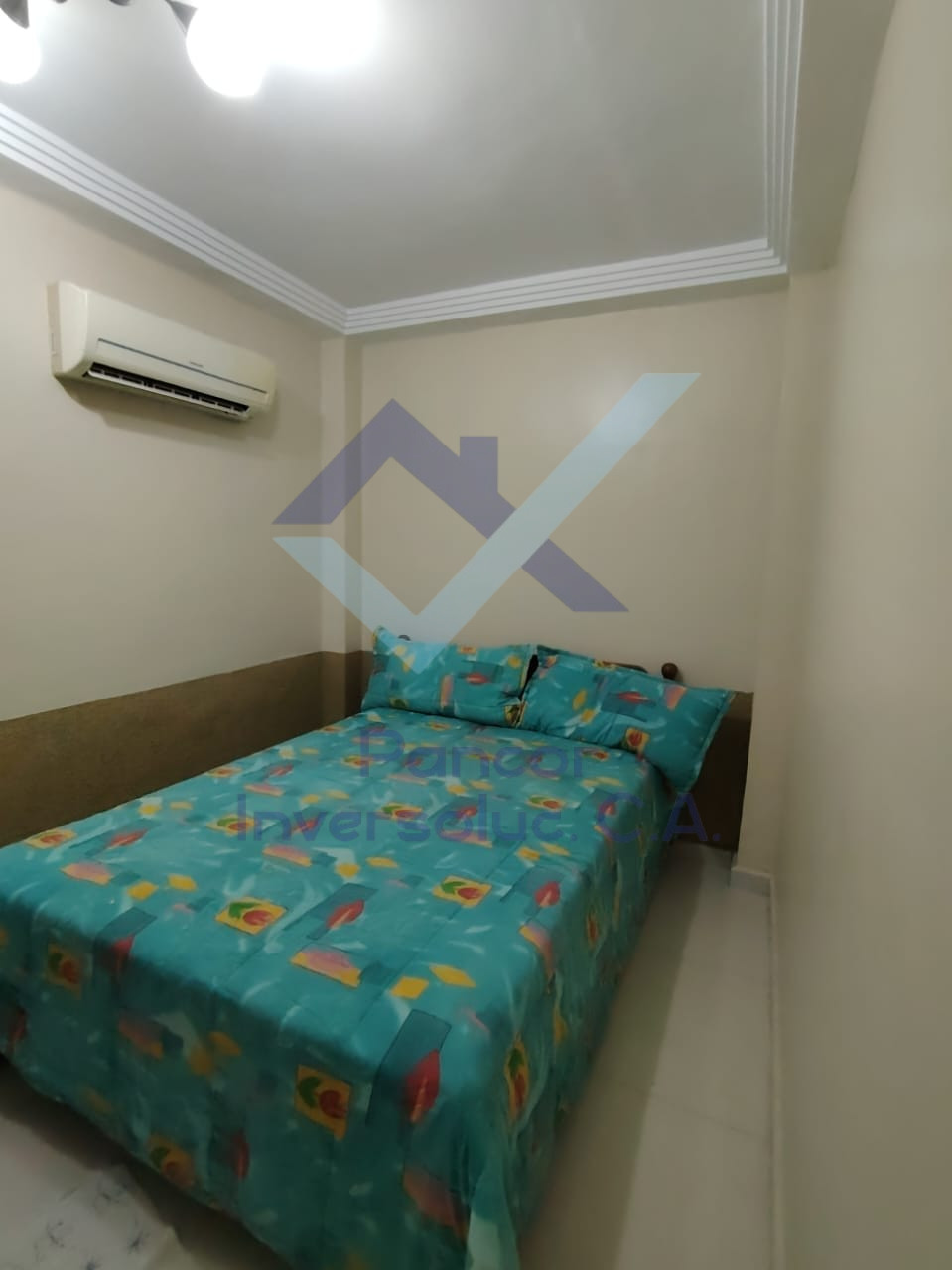 Casa en Venta en San Diego (4H - 5B - 4PE)