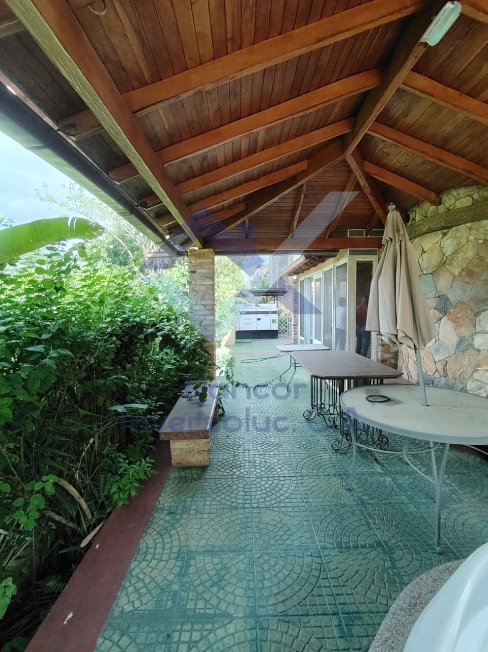 Casa en Venta en San Diego (4H - 5B - 4PE)