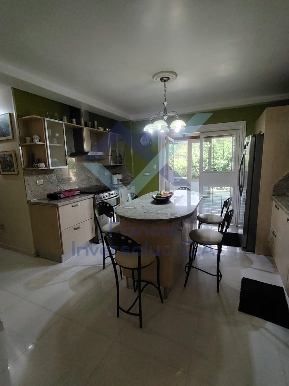 Casa en Venta en San Diego (4H - 5B - 4PE)