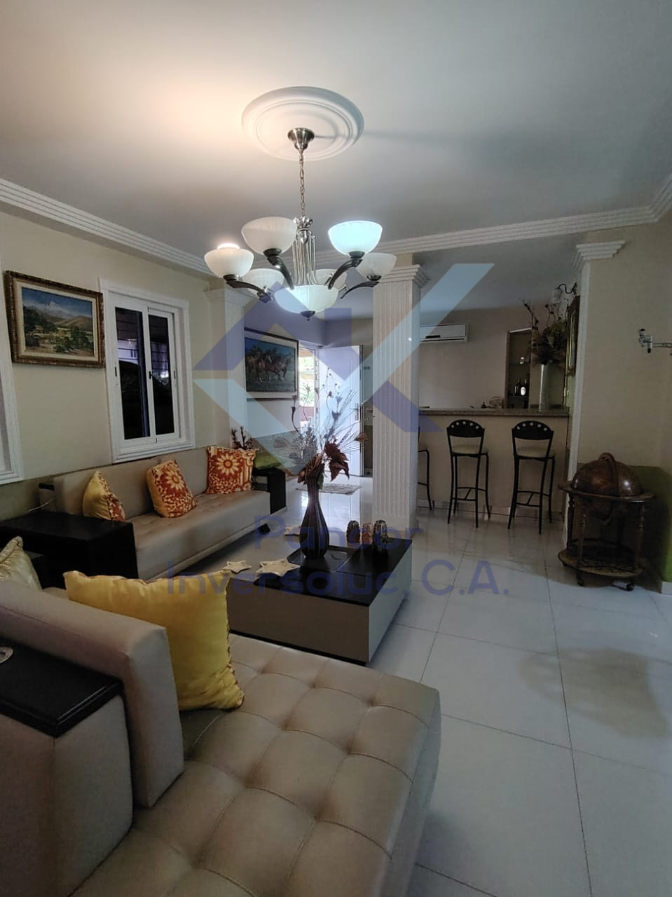 Casa en Venta en San Diego (4H - 5B - 4PE)