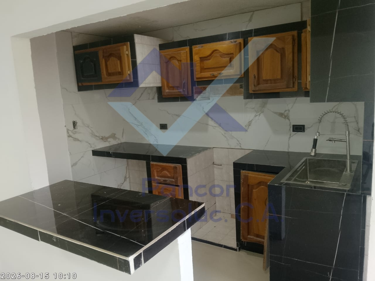 Apartamento en Venta en San Joaquin  (3H - 2B - 1PE)