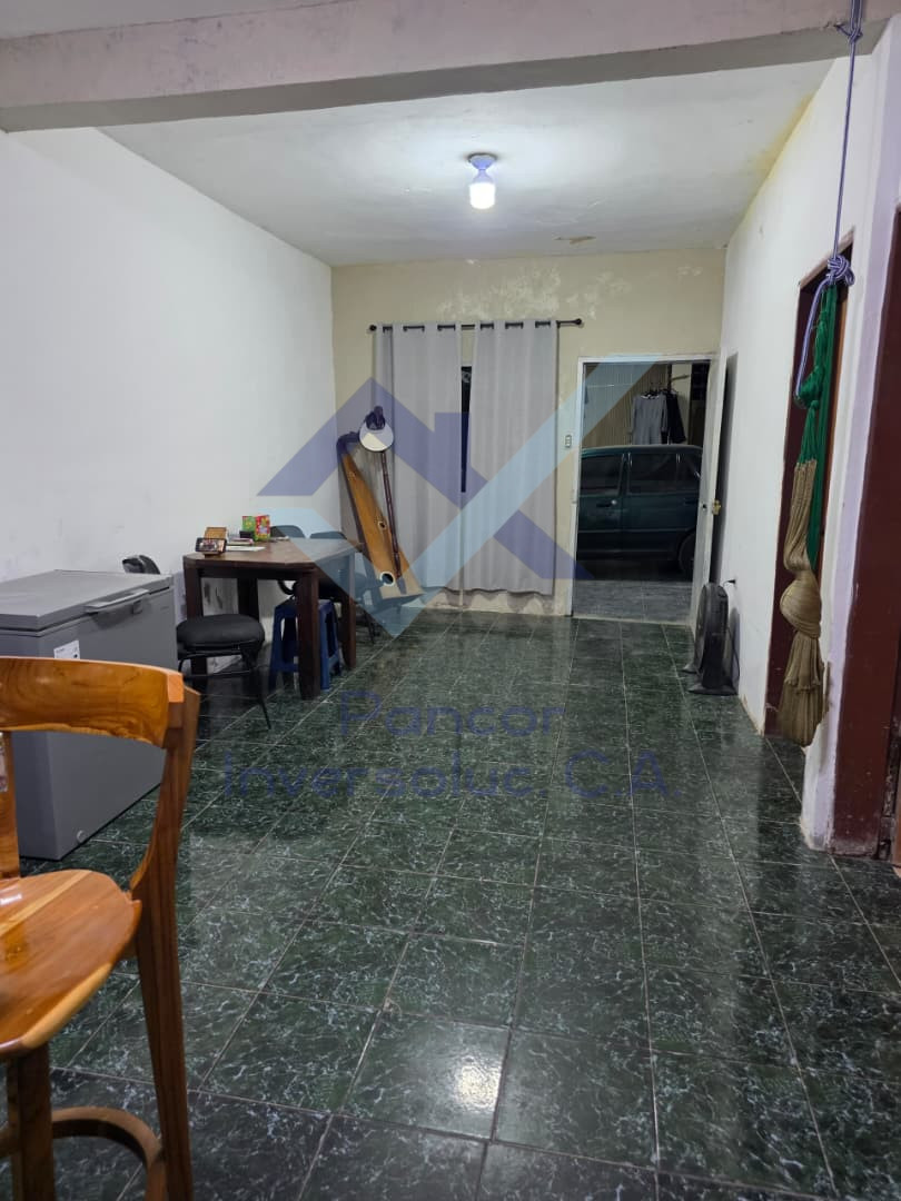 Casa en Venta en Guacara (3H - 1B - 2PE)