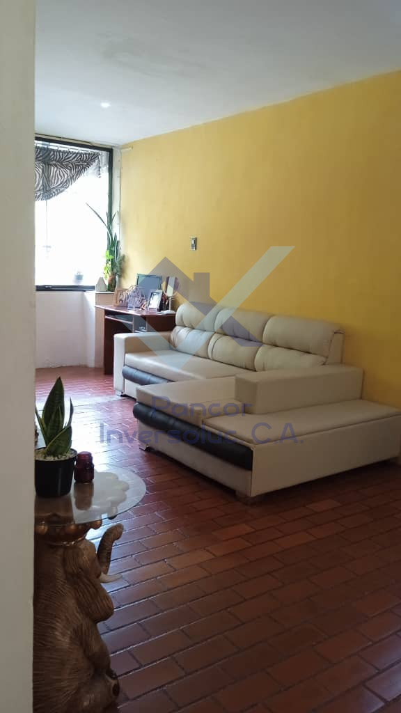 Apartamento en Venta en Guacara - Centro (3H - 2B - 1PE)