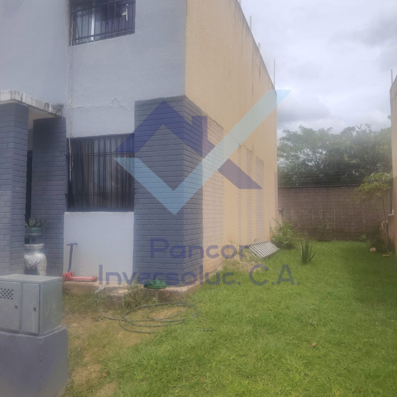 Town House en Venta en Valencia (2H - 2B - 1PE)